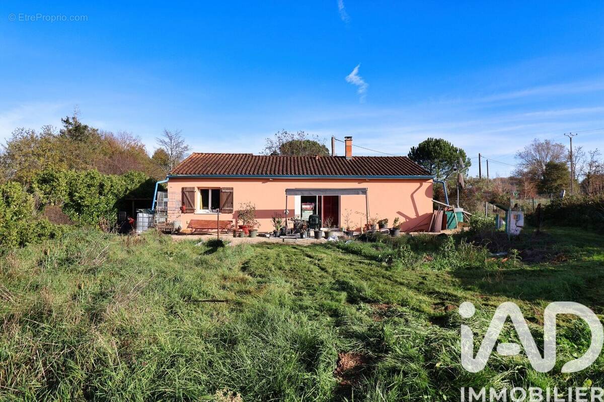 Photo 1 - Maison à PUYCELCI