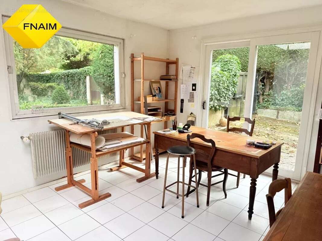 Maison à SAULX-LES-CHARTREUX