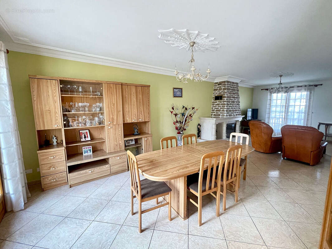 Maison à HOUILLES