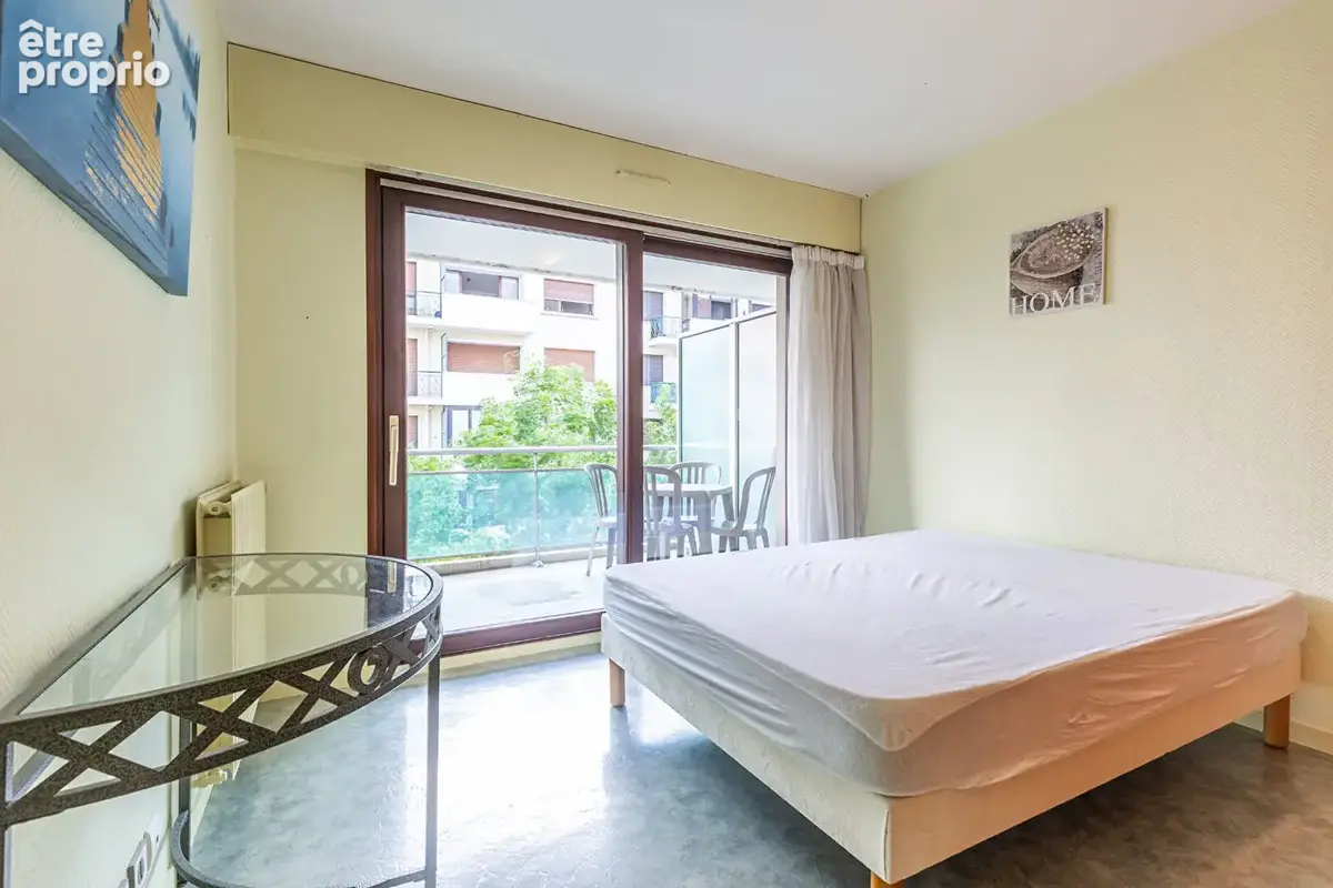 Agence immobiliere laforet - exclusivite - "tulipe" - annecy - hyper-centre - appartement t2 de 42,55m² - balcon - cave - photo 5