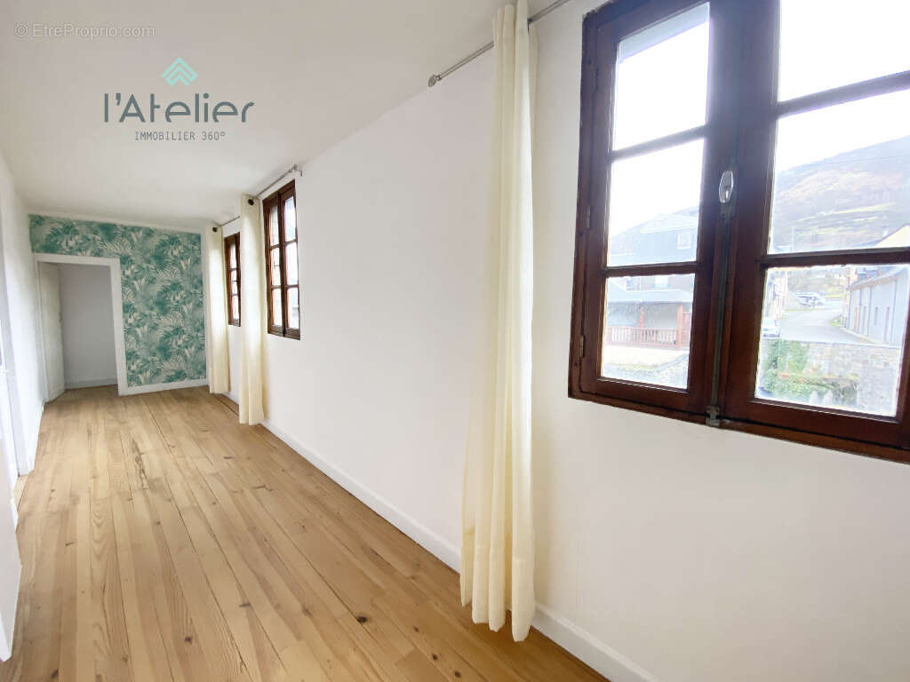 Maison à SARRANCOLIN