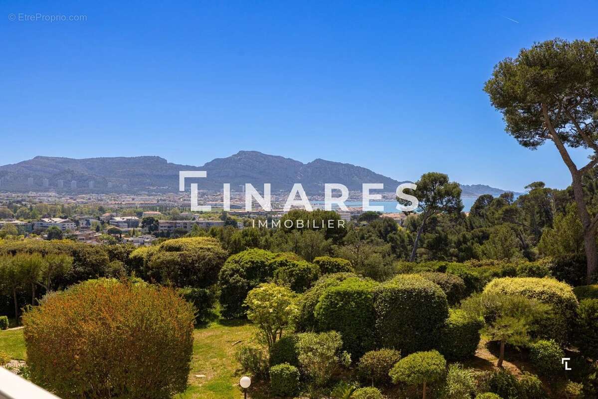 Appartement à MARSEILLE-8E
