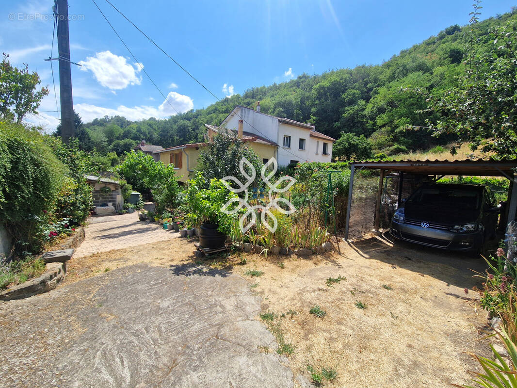 Autre à SAINT-YVOINE