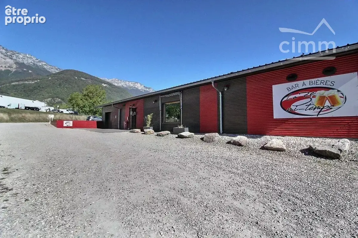 À vendre – Murs et fonds de commerce – Bar à bières / Pub – Le Touvet - photo 14