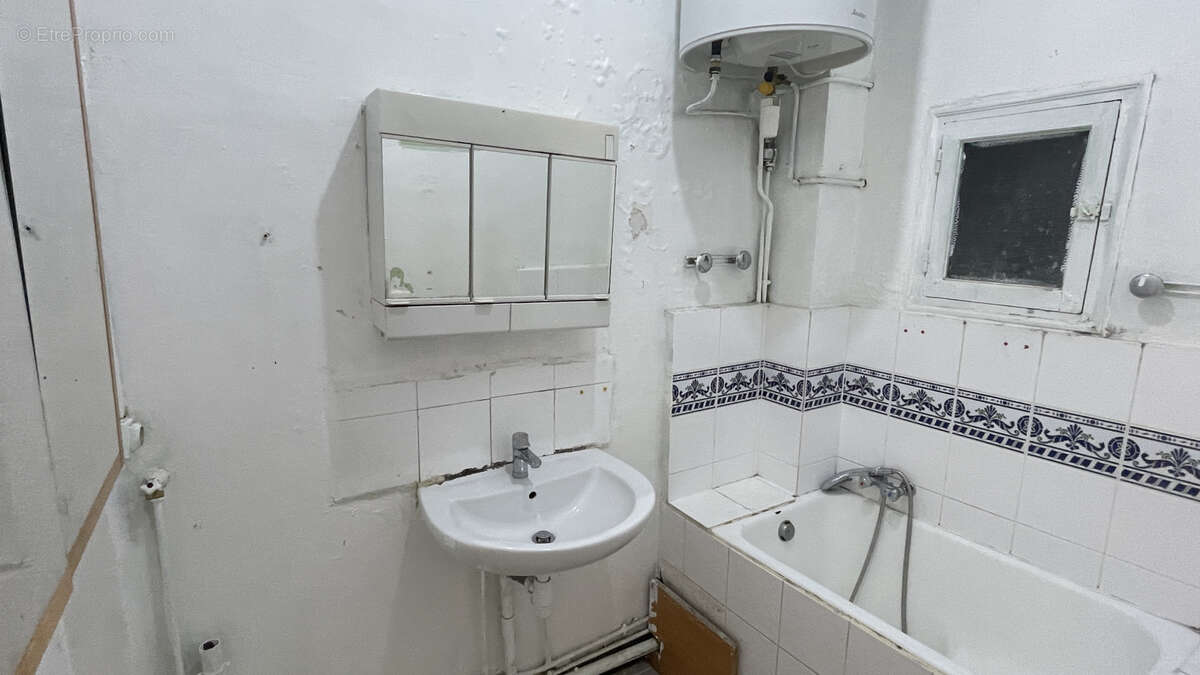 Appartement à MARSEILLE-6E
