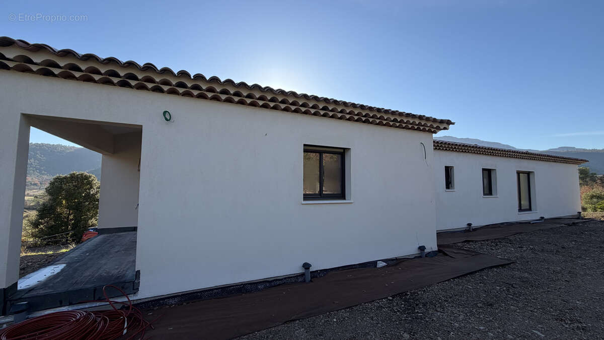 Villa de prestige neuve   Vue exceptionnelle   Nans-les-Pins - photo 10