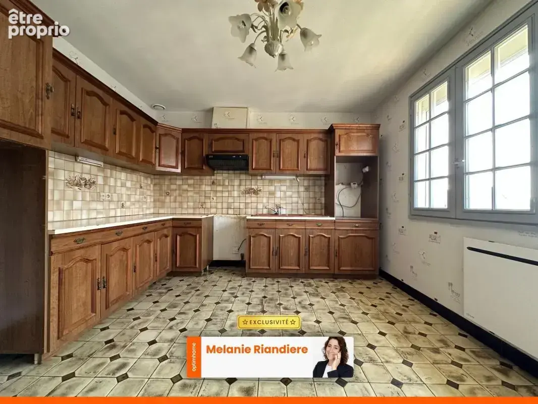 Maison familiale de 139 m², 4 chambres, bureau et 82 m2 de garage - photo 4