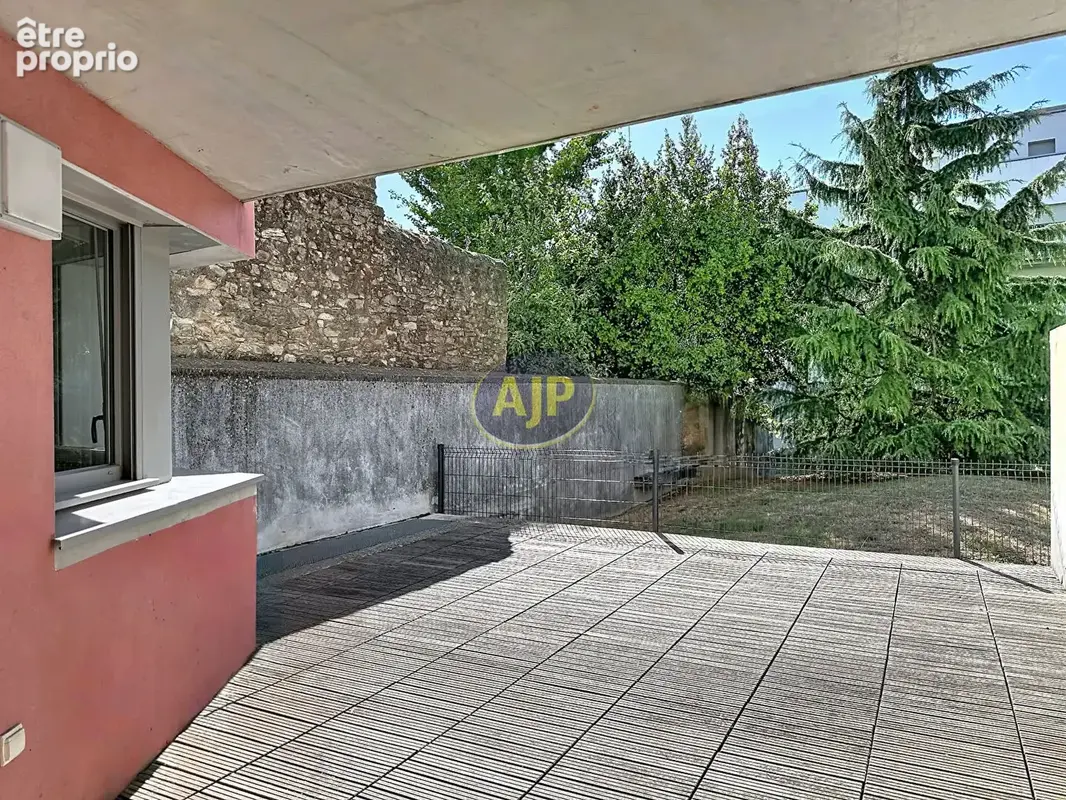 T3 récent avec terrasse - photo 9