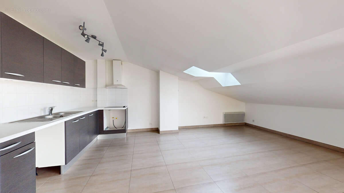 Appartement à LE PERREUX-SUR-MARNE