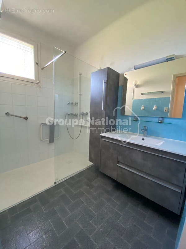 Maison à CHATEAURENARD