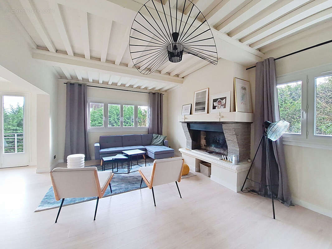 Maison à VARAVILLE