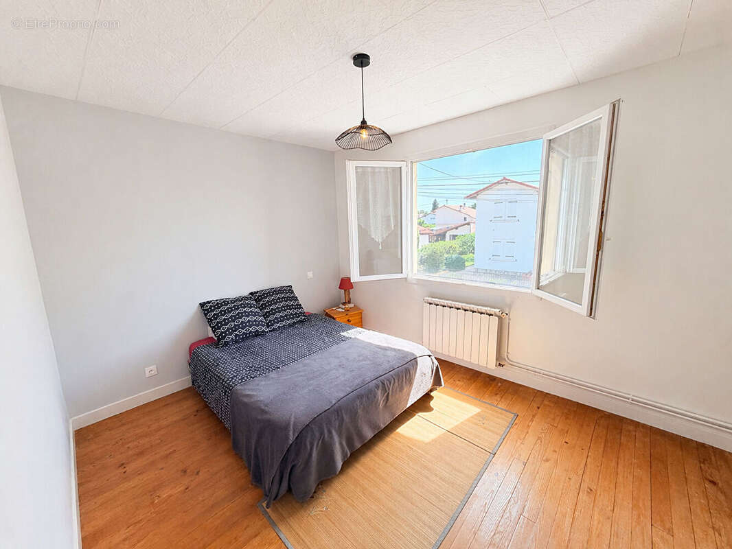 Maison familiale clé en main avec jardin et 4 chambres dans quartier recherché - photo 6