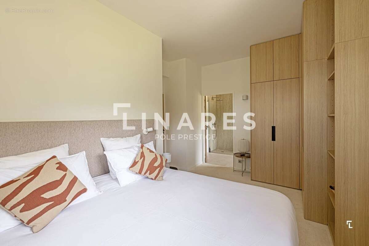 Domaine bellevue - mas de 459 m² - 13610 le puy sainte reparade - photo 15