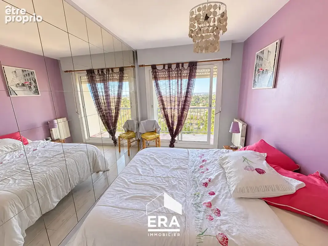 Appartement Merignac T4 88 m2 + cave: résidence Olympiades - photo 5