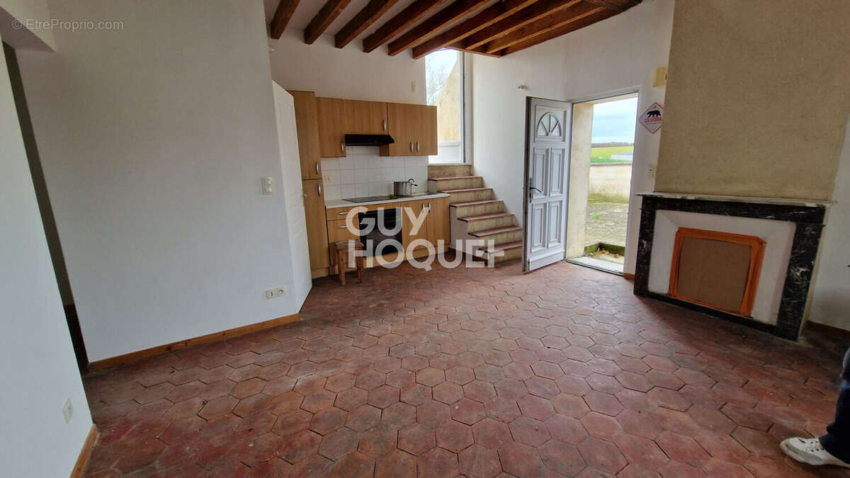 Appartement à DANGERS