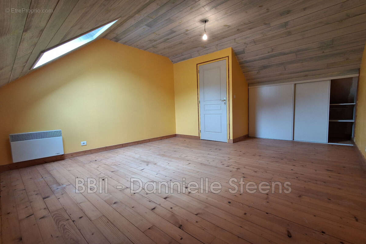 Maison à SAINT-CONNAN