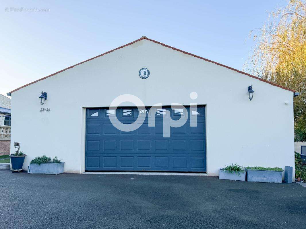 Maison à GENOUILLE