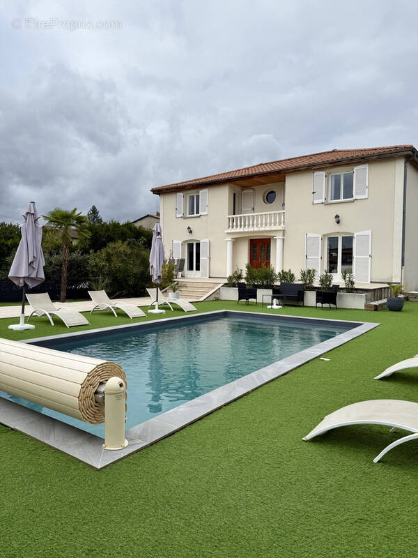 Maison à PONT-DU-CHATEAU