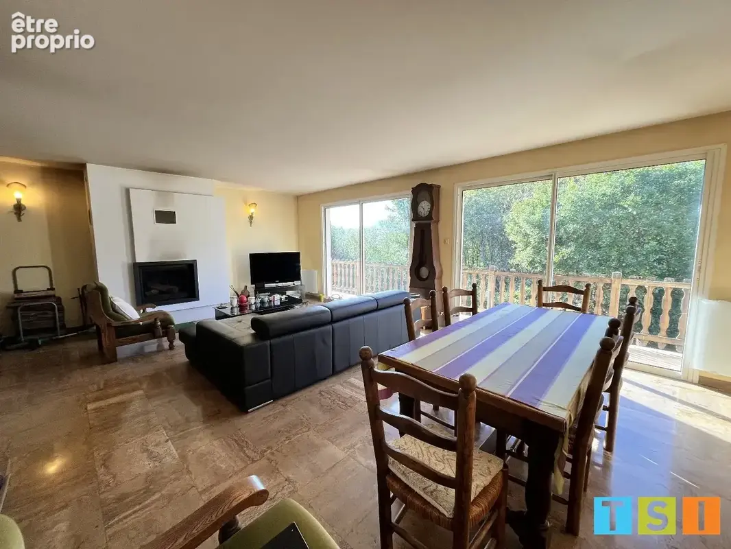Saint-Laurent de Neste : Maison de plain-pied avec beau potentiel :110 m² habitables sur 878 m² de terrain. - photo 4