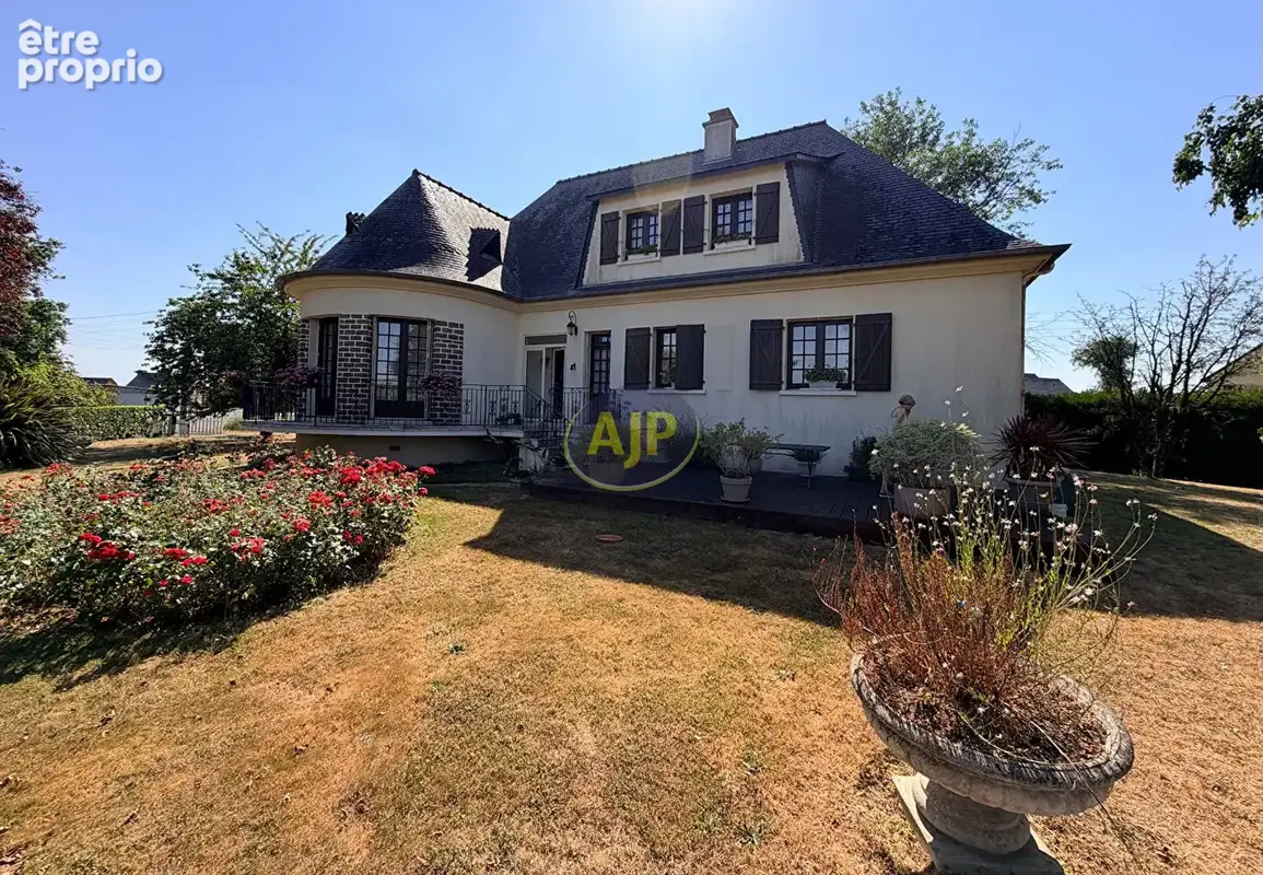 Maison Grand-Fougeray 6 pièces 153 m² - 2356 m² Terrain - photo 2