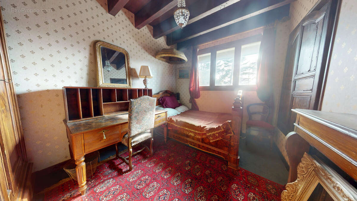 Maison à CHEVIGNY-SAINT-SAUVEUR