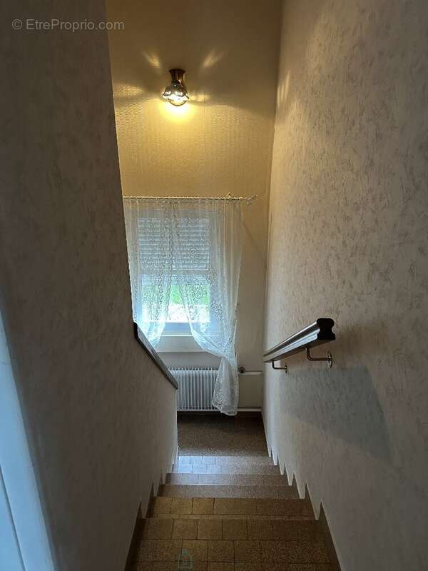 Maison familiale 4 chambres  Fort potentiel à 5 min de Bourgtheroulde - photo 7