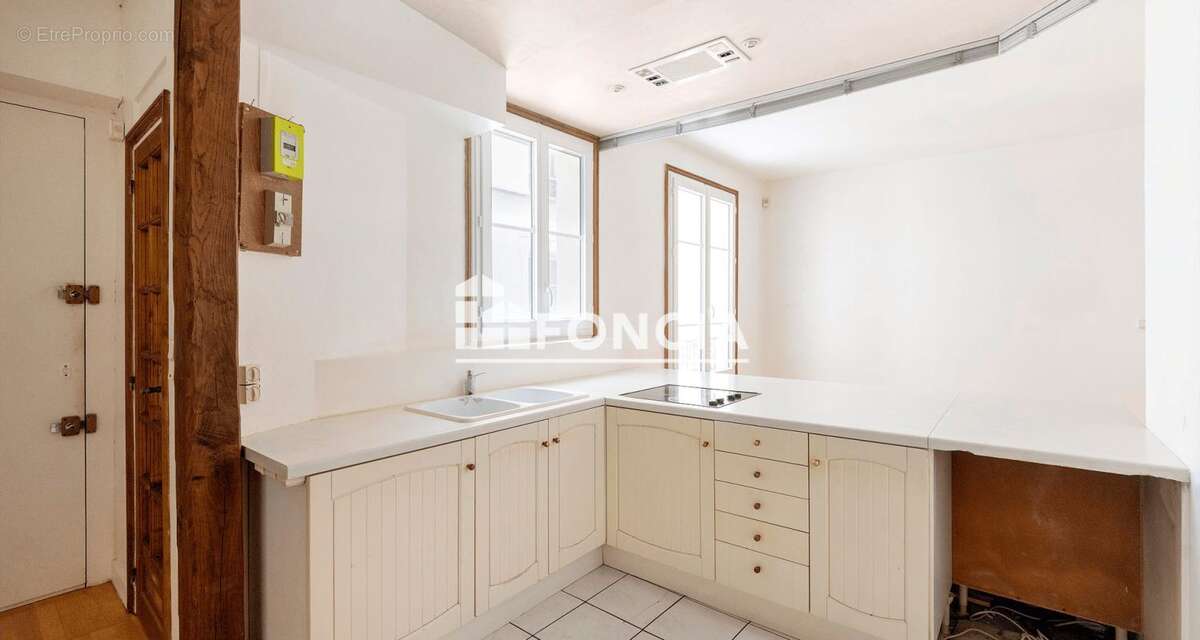 Appartement à PARIS-9E