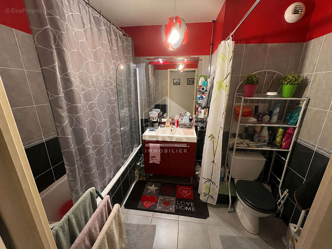 Appartement 69m² à villefontaine - photo 10