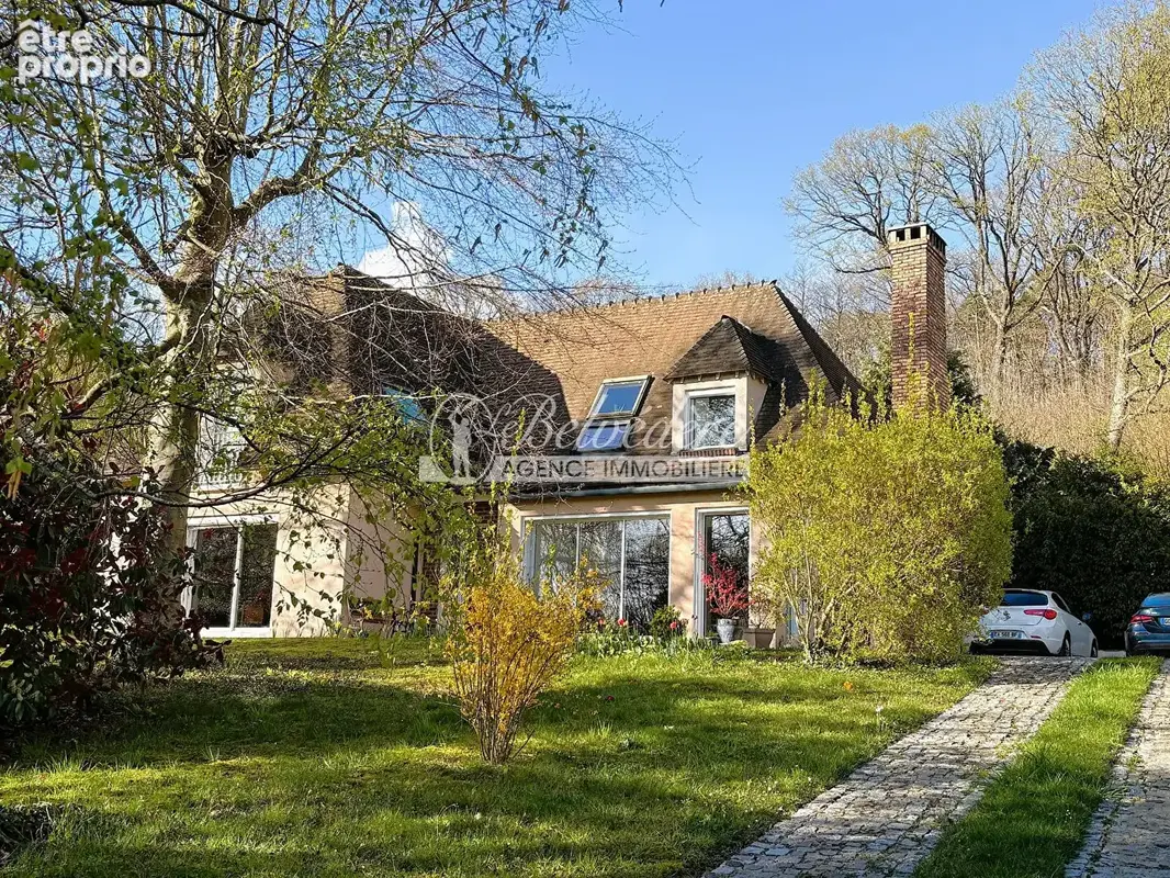 Maison à SAINT-LEU-LA-FORET