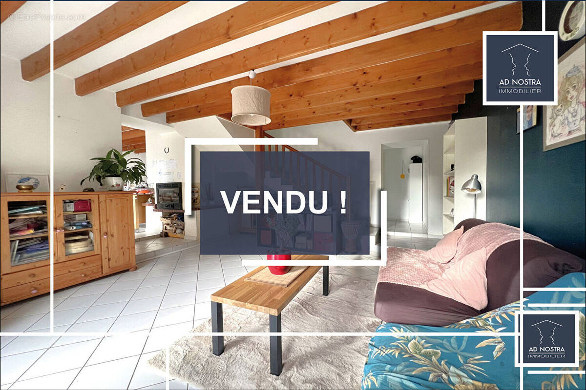 Maison à LA CHAPELLE-THOUARAULT