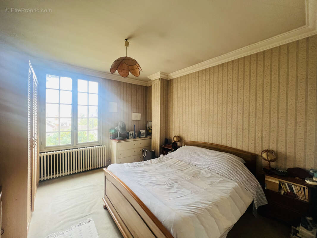 Maison à SARTROUVILLE