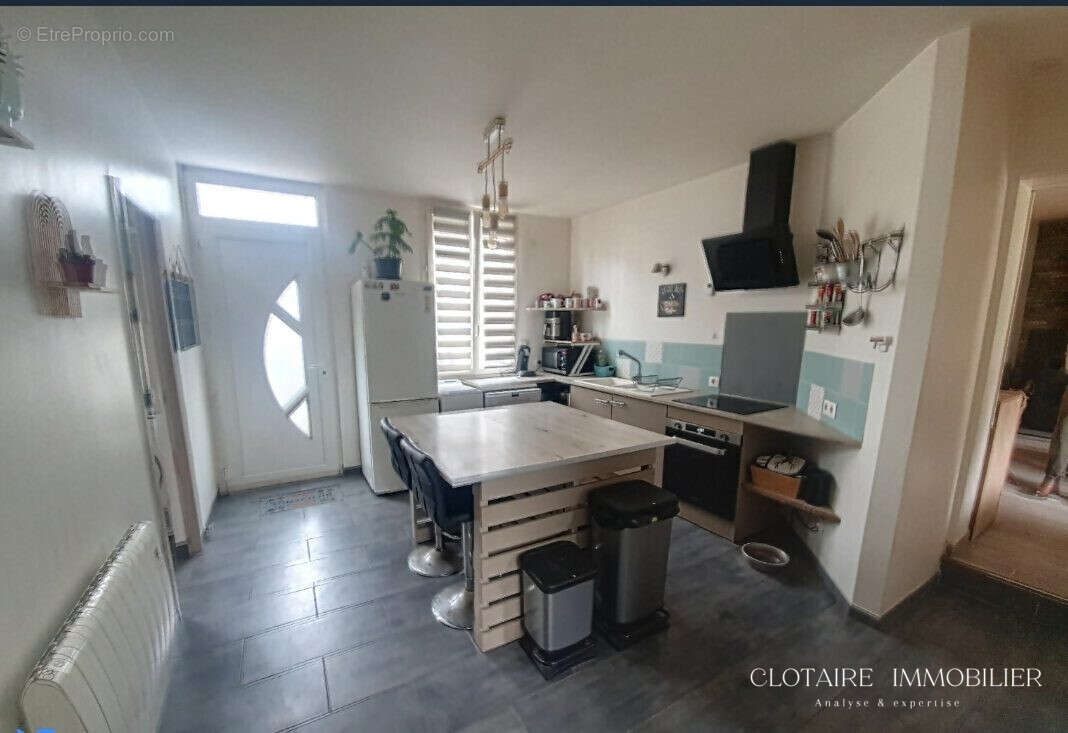 Maison à TROSLY-BREUIL