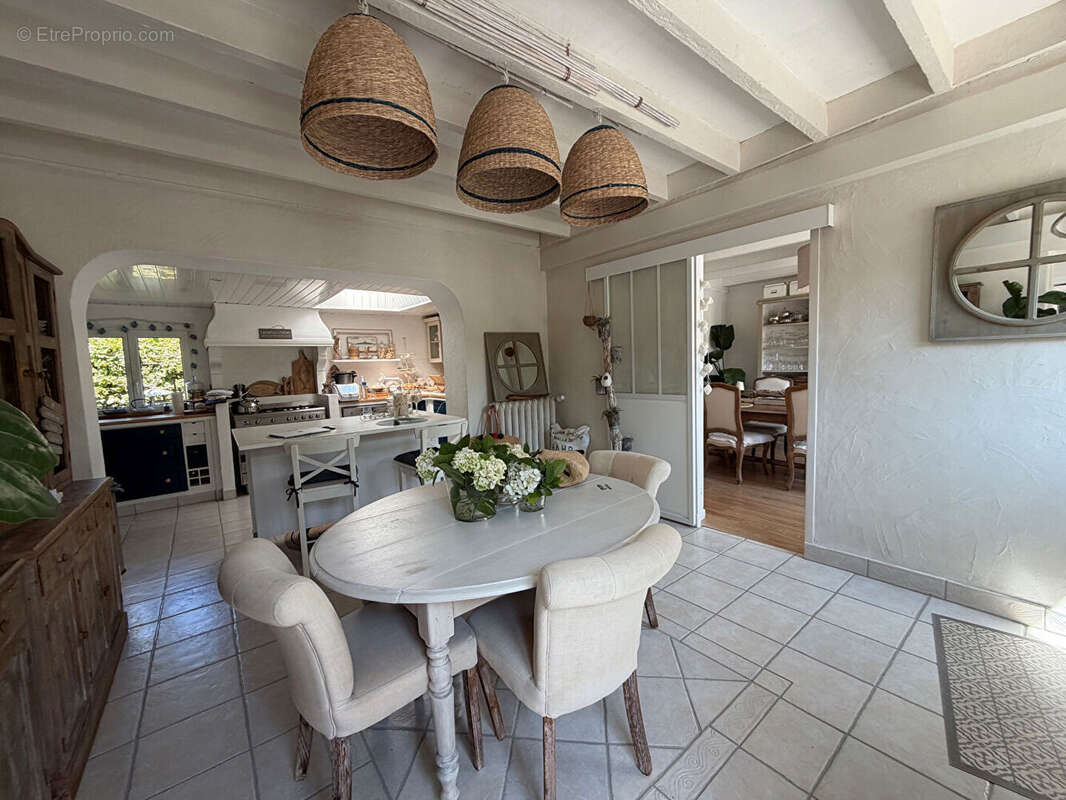 OCTEVILLE-SUR-MER - Propriété d'exception - Maison + gîte indépendant - 233.70m² - 1 939 m² - photo 8