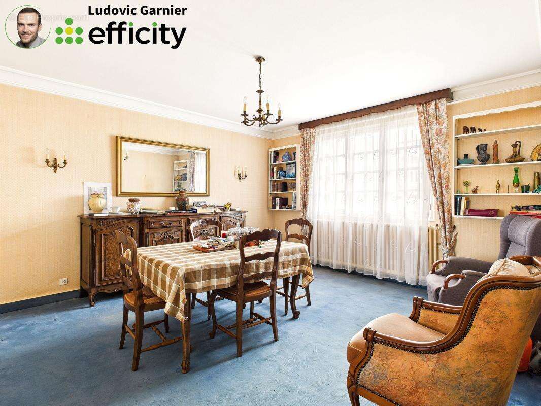 Maison à SAINT-HILAIRE-DU-HARCOUET