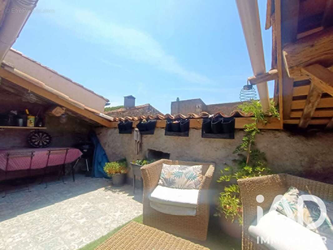 Maison 85 m² à Pouzolles  - photo 9