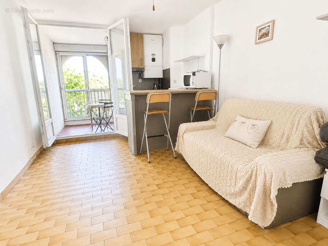 Appartement à CANDILLARGUES