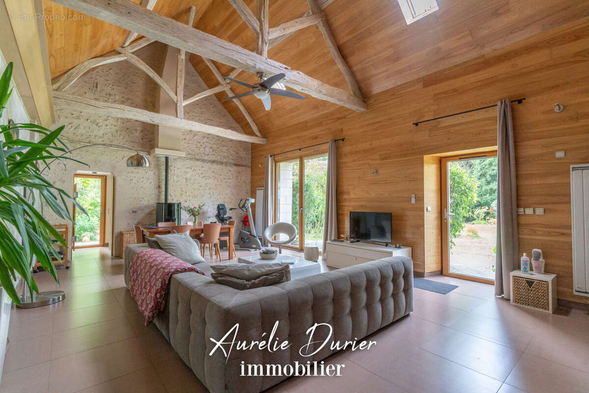 Maison à LA MEMBROLLE-SUR-CHOISILLE