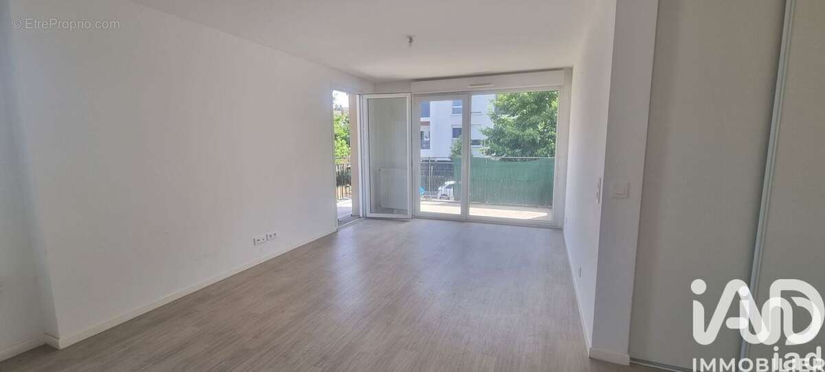 Photo 2 - Appartement à CORBEIL-ESSONNES