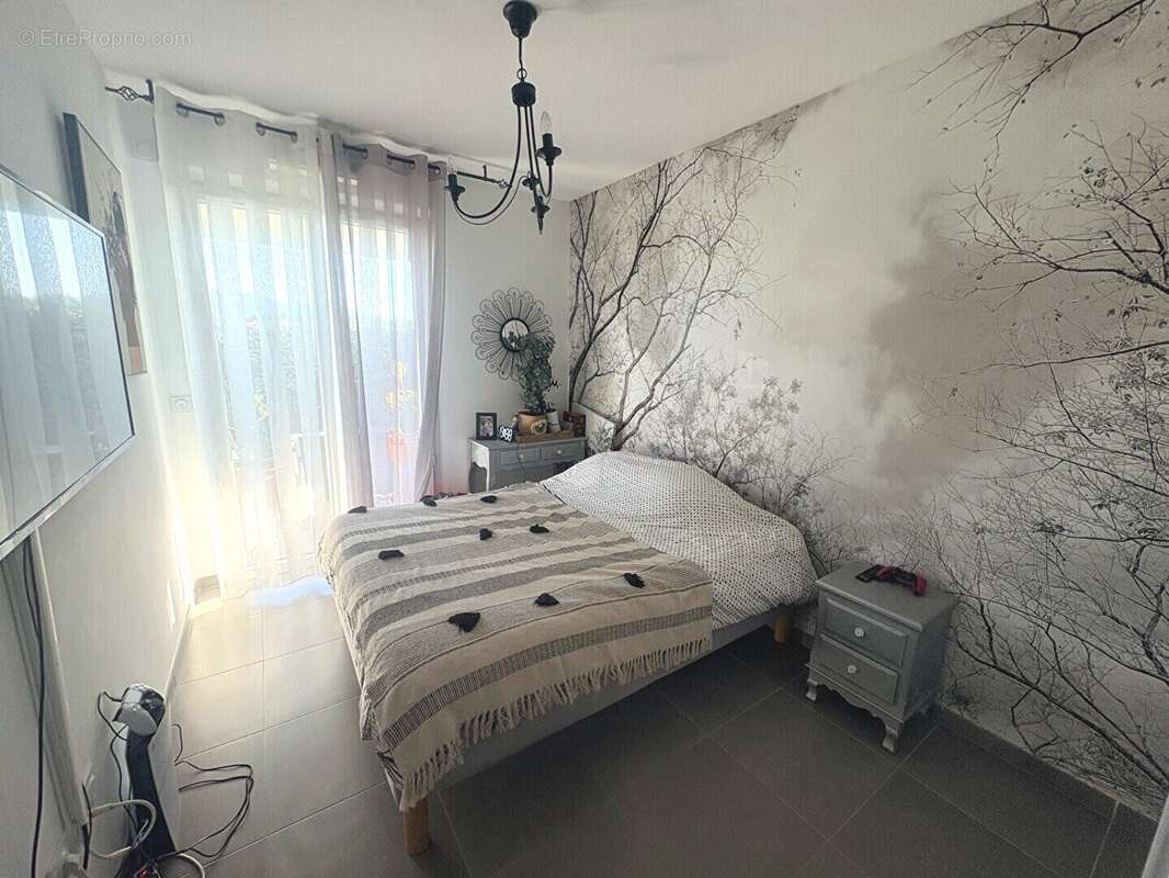 Appartement à PUGET-SUR-ARGENS