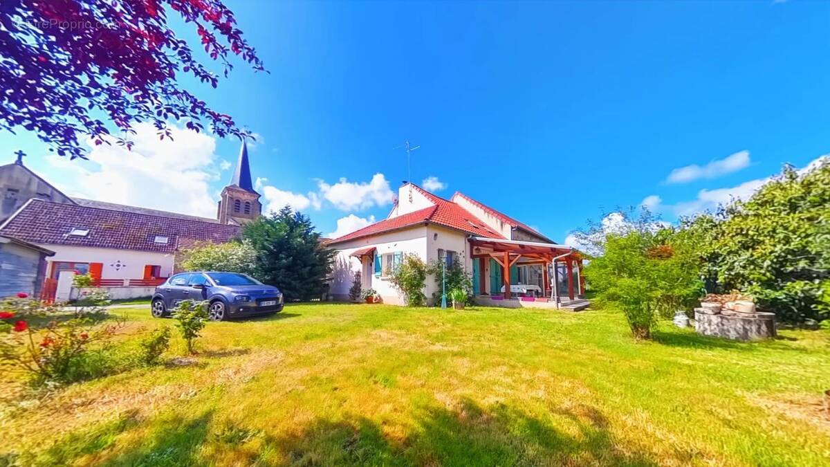 Maison à SAINT-ANGEL