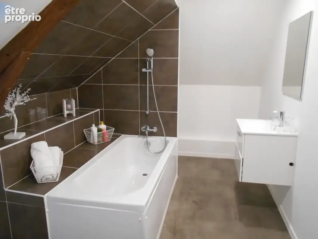 Immeuble de rapport - centre ville de Vierzon - photo 6