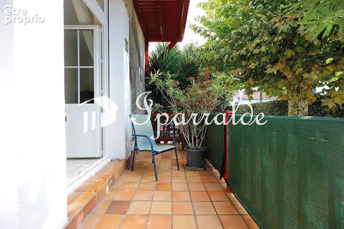 Exclusivité   hendaye centre-ville  117 m2  5 pièces  parking & très grande cave - photo 13