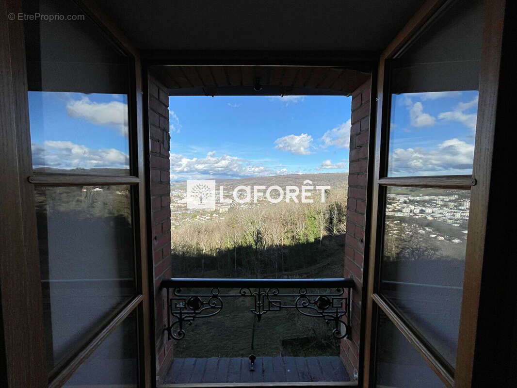 Maison à LONS-LE-SAUNIER