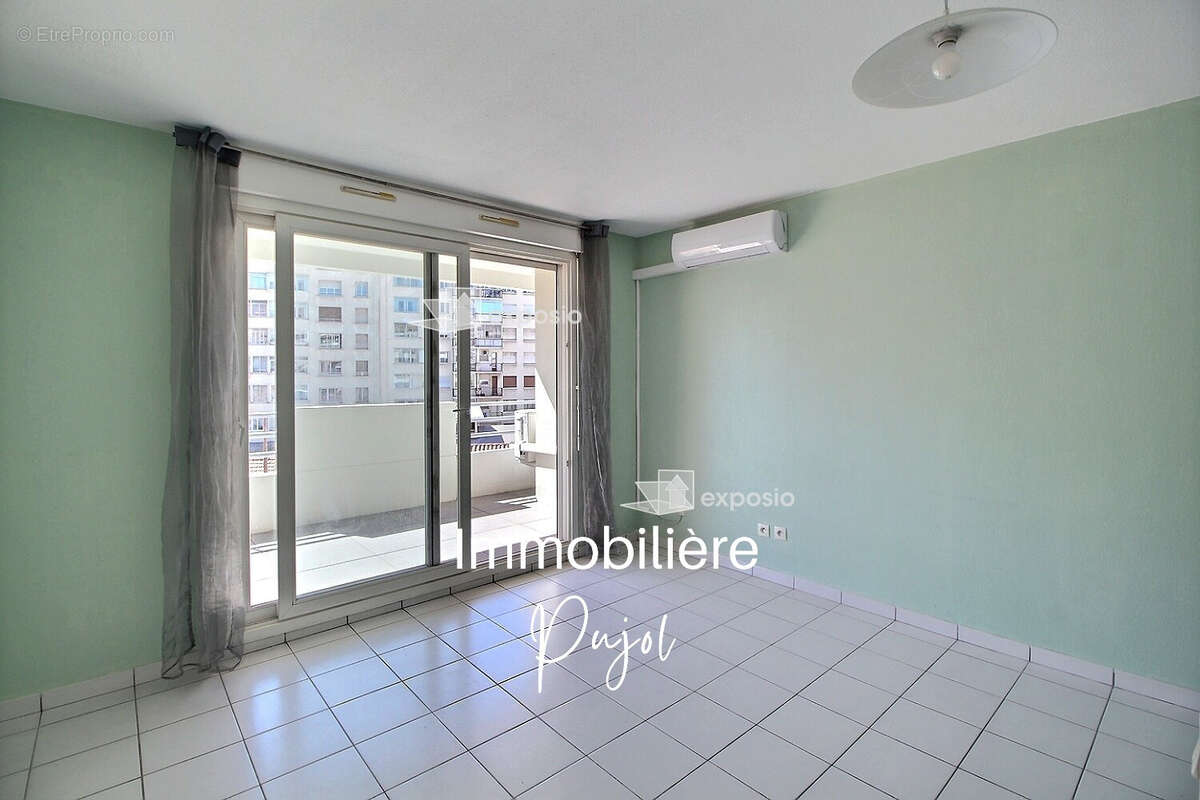 Appartement à MARSEILLE-6E