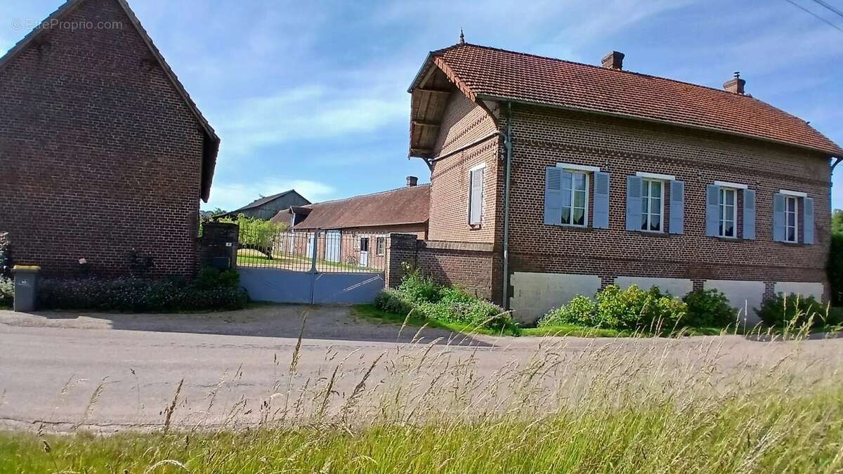 Maison à SAINT-GERMER-DE-FLY