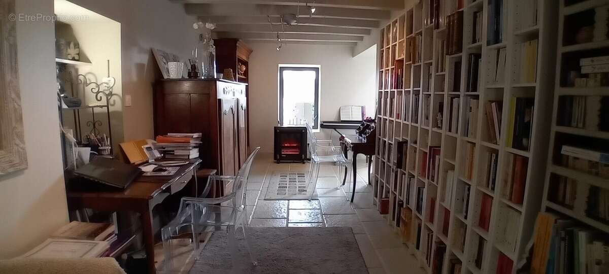 Maison à SAINT-EPAIN