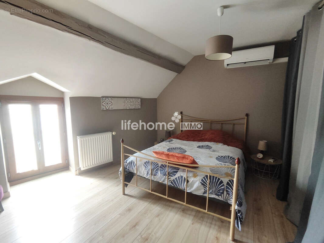 Maison 150 m² à Saint-Maur  - photo 9