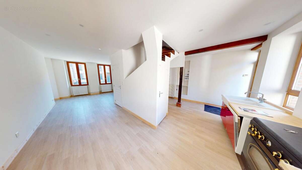 Maison à LA VILLE-AUX-CLERCS