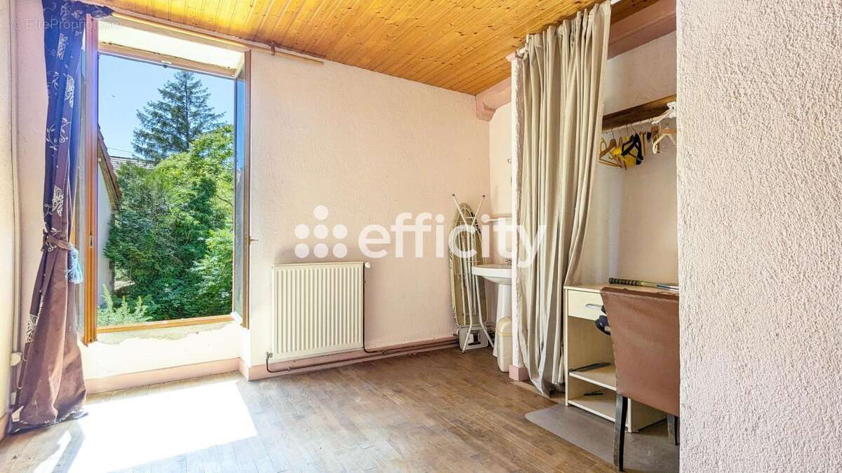 Maison 145 m² à Cruzille  - photo 12