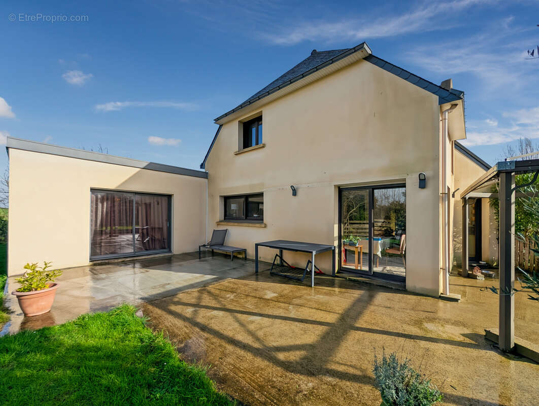Maison à GUIDEL
